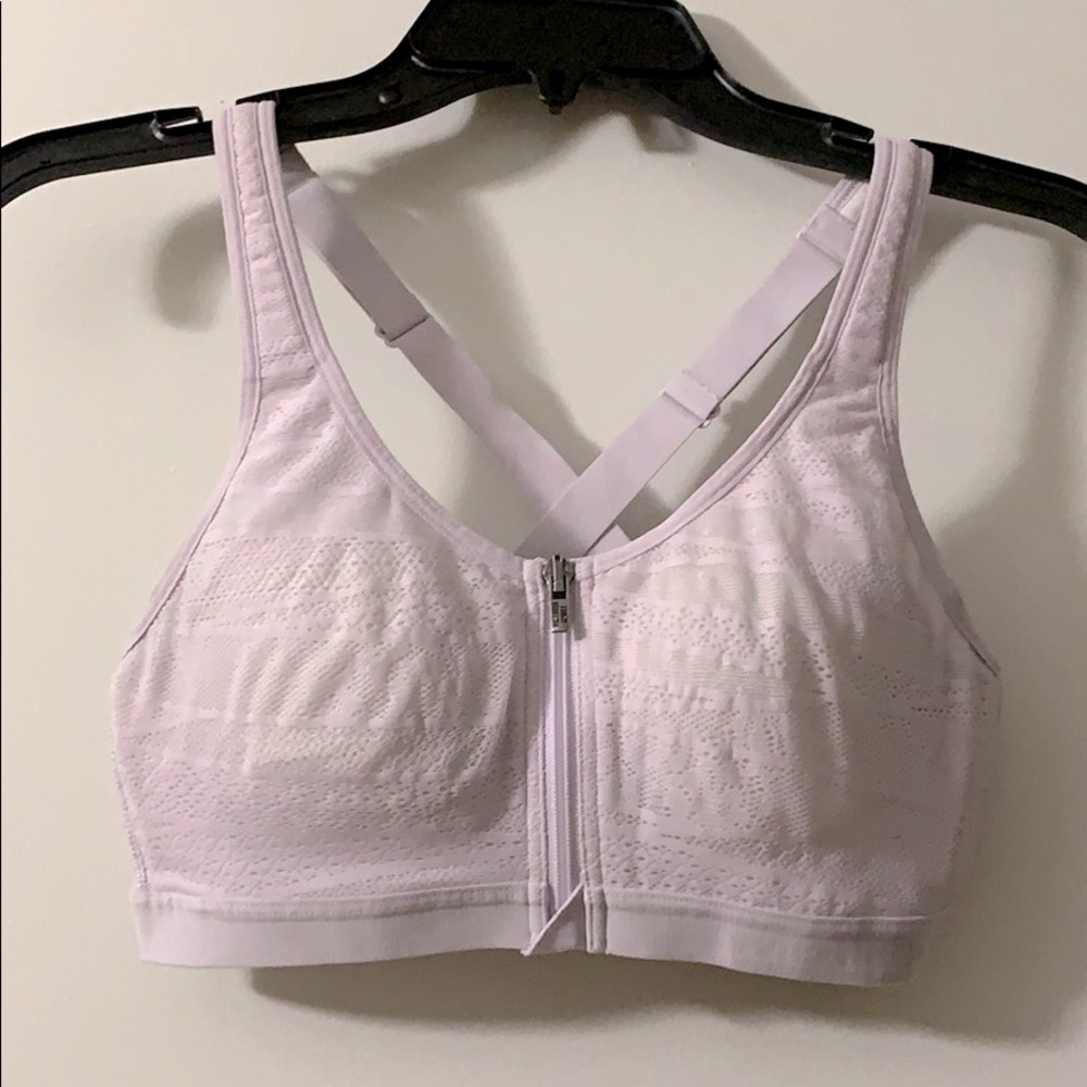EUC Victoria Secret Knock Out Lavender Sports Bra